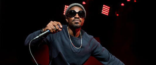 Andre 3000 performing